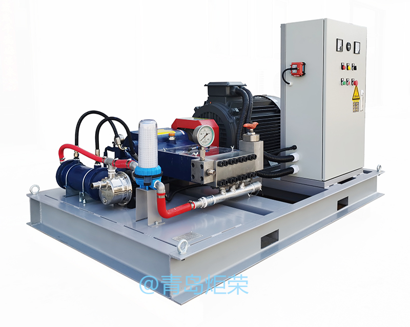 1500公斤超高壓清洗機(jī) 1500公斤超高壓清洗機(jī)