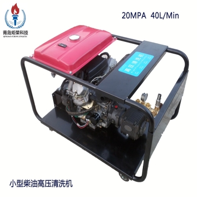 高壓水噴砂除銹清洗機(jī)使用時(shí)的噴射角度